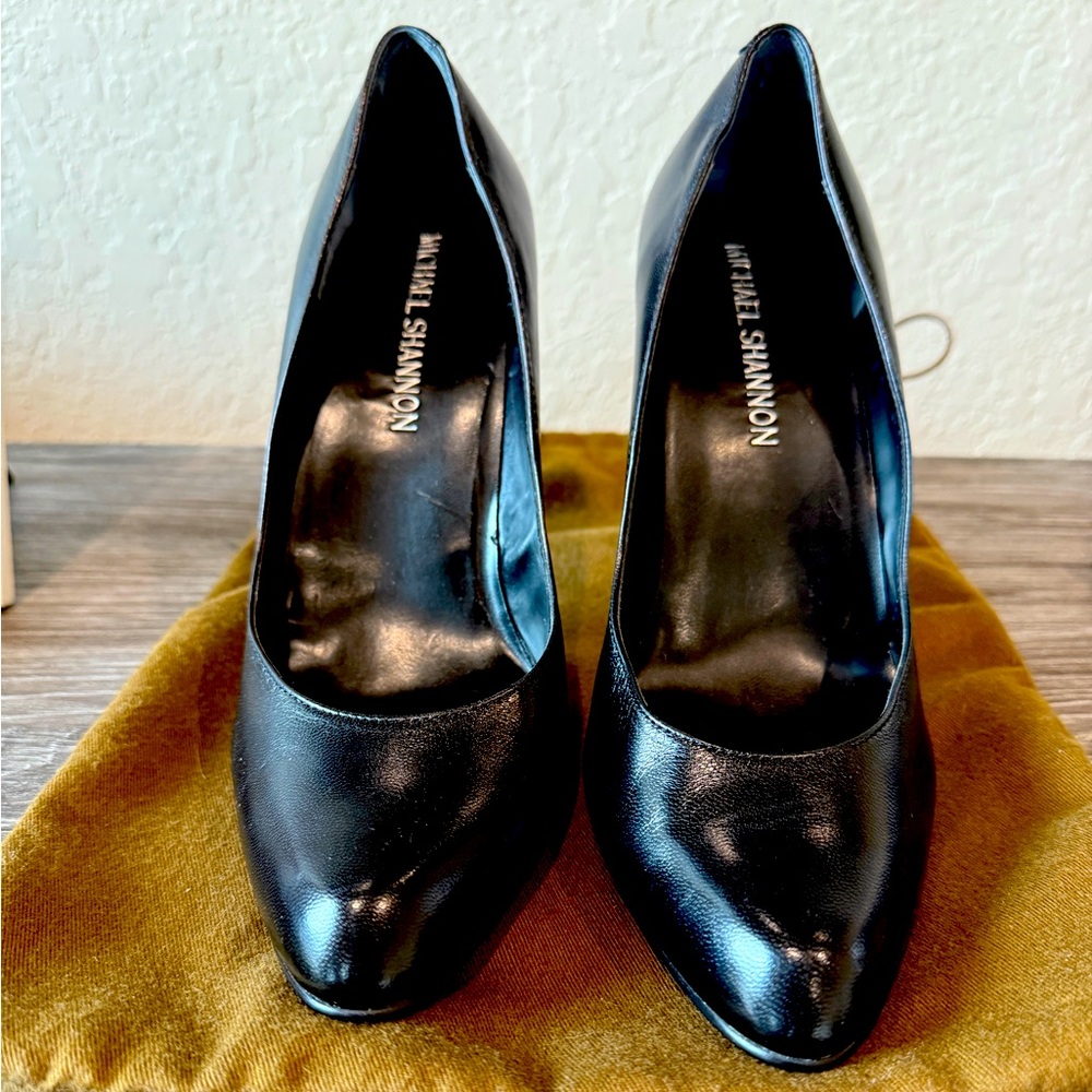 EUC! Michael Shannon 4” Saroie Pumps